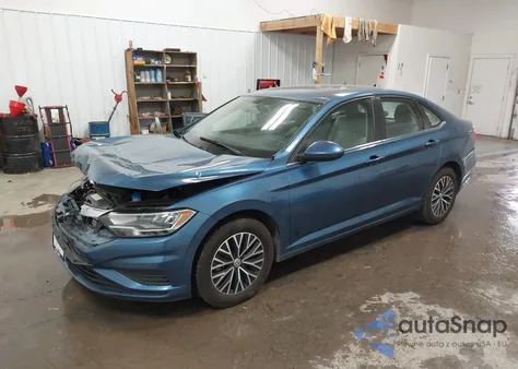 2021 Volkswagen Jetta 1.4T R-Line/1.4T S/1.4T Se z USA, uszkodzony, nr VIN 3VWC57BU8MM067873